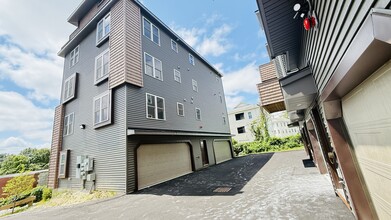 Building Photo - 60 Richards St