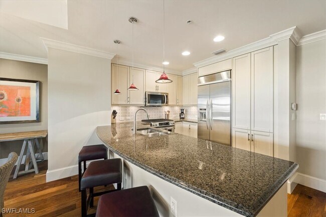 Foto del edificio - 9115 Strada Pl