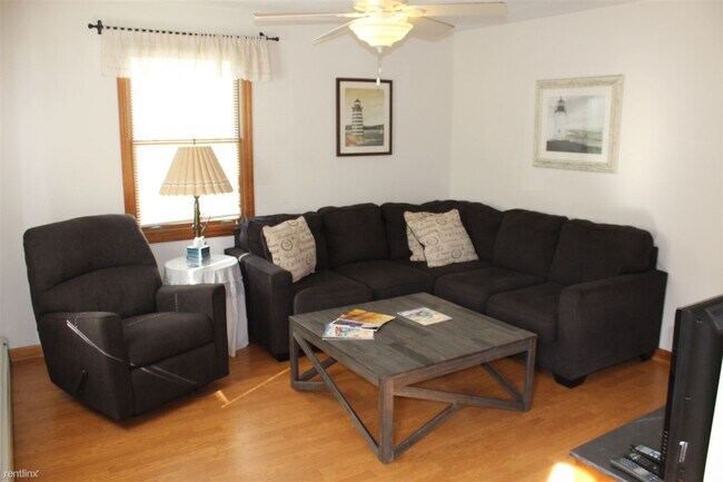 Building Photo - 4 br, 3 bath House - 14 Aroostook Trl WINT...