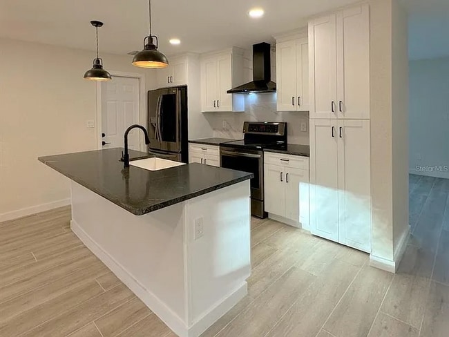 Foto del edificio - 4700 Chancellor St NE