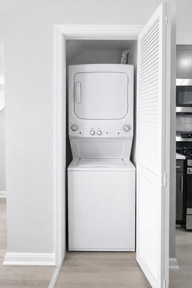 Building Photo - Patricia Apartments