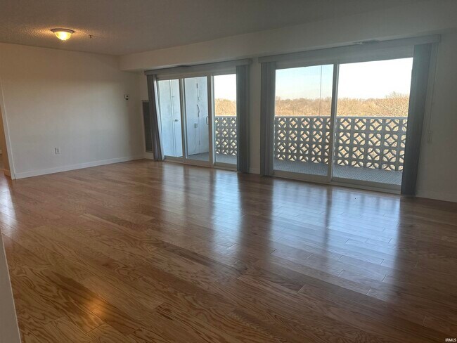 Foto del edificio - 1100 Erie Ave