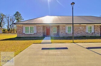 Building Photo - 5777 E Oglethorpe Hwy