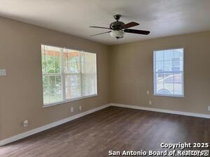 Foto del edificio - 435 W Baylor St