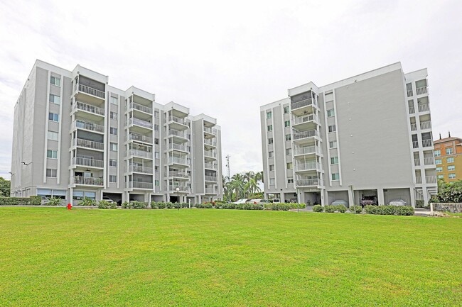 Palm Beach Landings 2885-502A - Palm Beach Landings  2885-502A Apartment