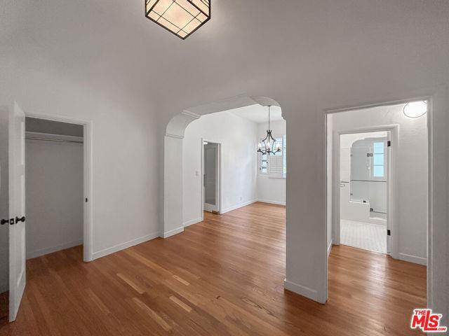 Building Photo - 1220 N La Cienega Blvd