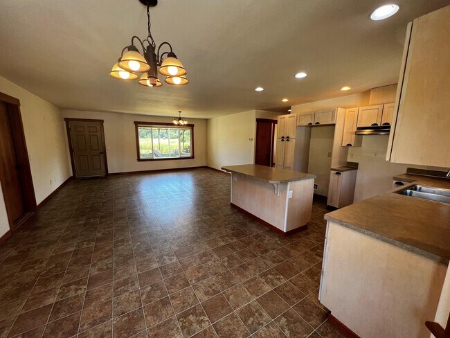 Building Photo - 3839 E Hoff Rd