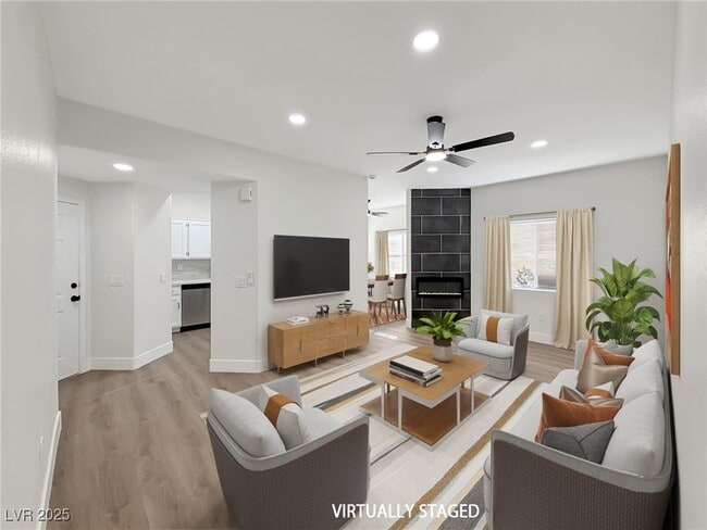 Building Photo - 2117 Echo Bay
