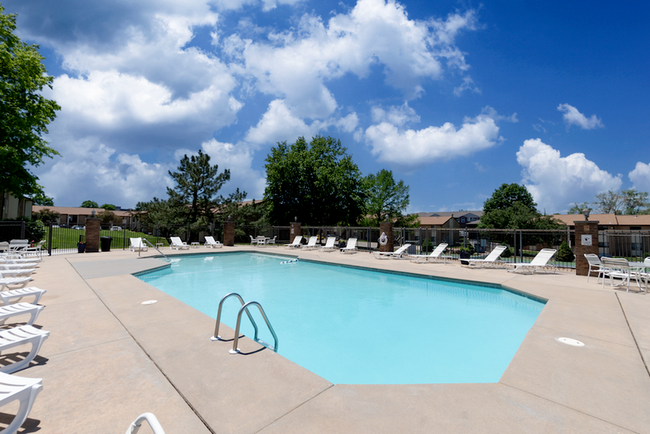 Pool Area - Pebblecreek