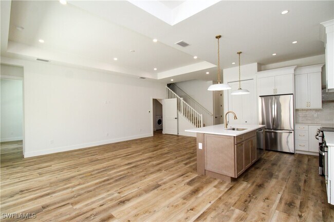 Building Photo - 7972 Cordoba Pl