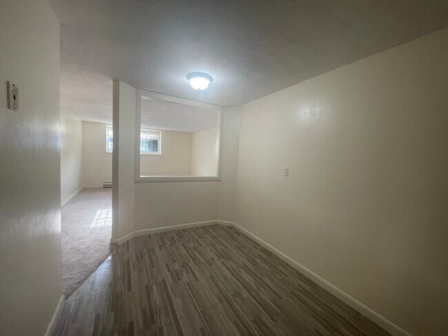 Building Photo - 770 Cummins Hwy