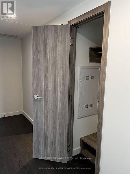 Building Photo - 38 Widmer St