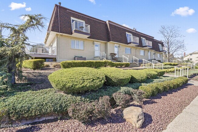 Foto del edificio - 448 Ocean Blvd