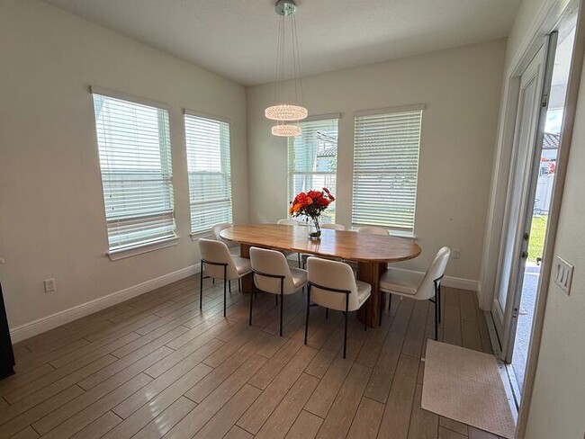 Foto del edificio - 7 bedroom/6 bath Dr. Phillips Home