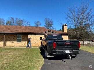 Building Photo - 8785-8787 TX-149