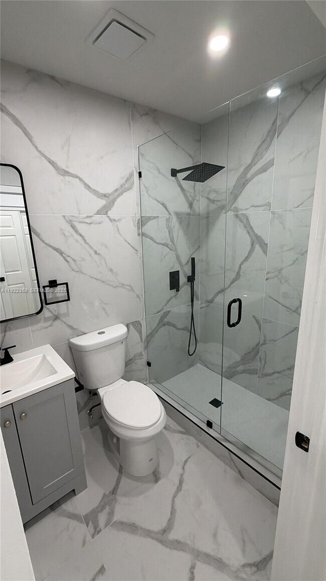 Building Photo - 935 Jefferson Ave