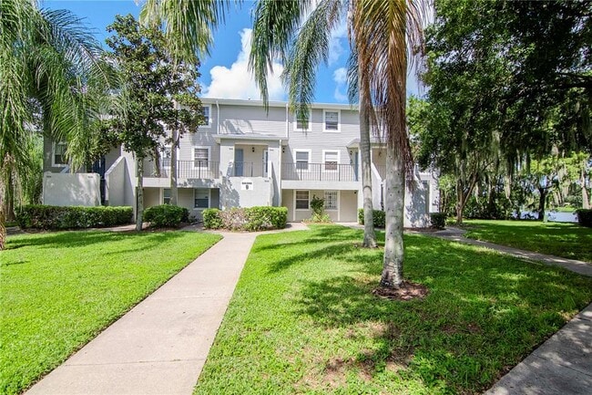 Building Photo - 7236 E Bank Dr