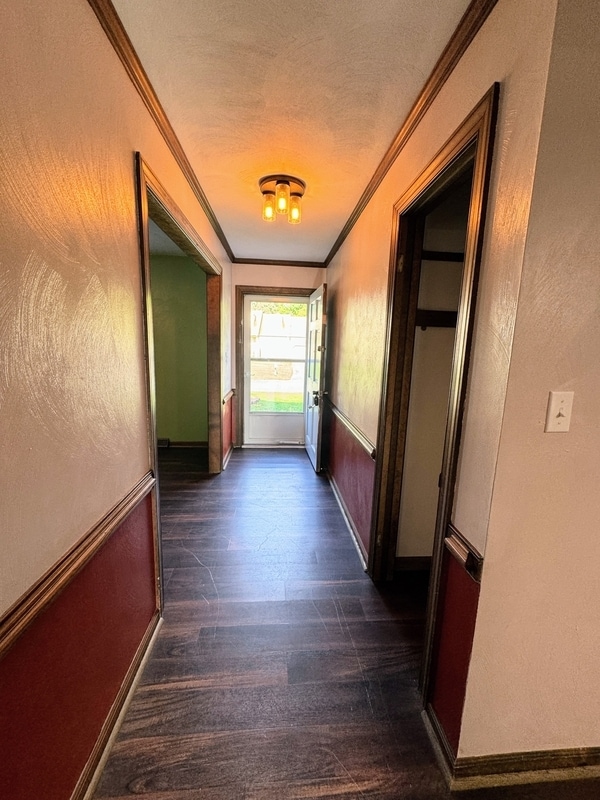 Building Photo - 428 Rock Dr