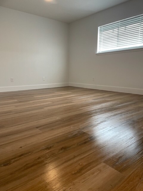 Foto del edificio - CrestHaus Apartments, LLC