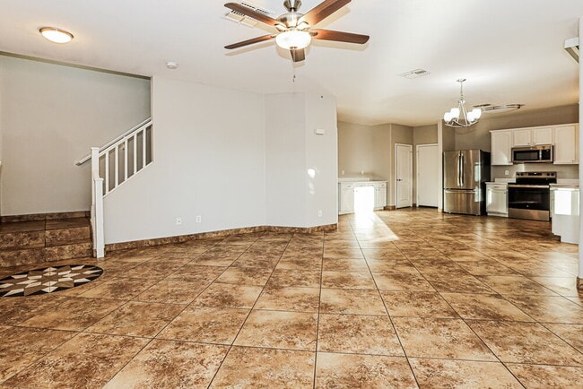 Foto del edificio - 10024 W Kingman St