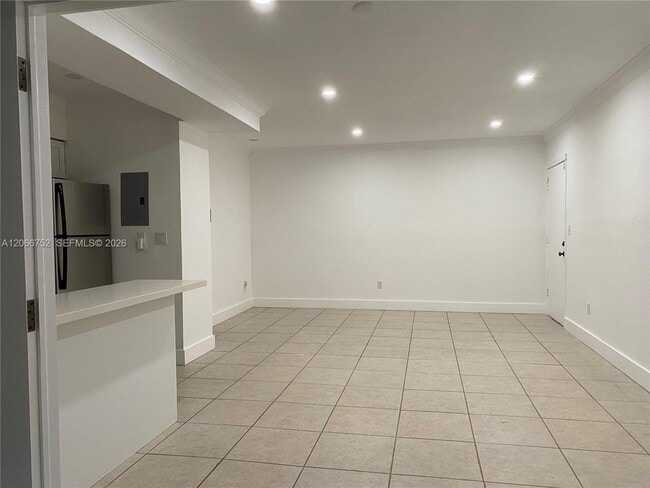 Photo - 1 Edgewater Dr (Coral Gables, FL) Apartment