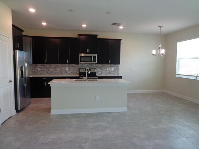 Foto del edificio - 5934 Grassy Point Rd