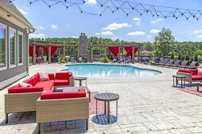 Foto del edificio - Century Lakeshore Crossings