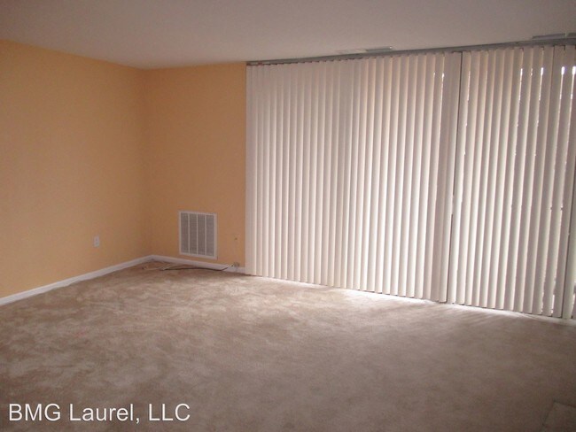 Foto del edificio - 728 Quince Orchard Blvd