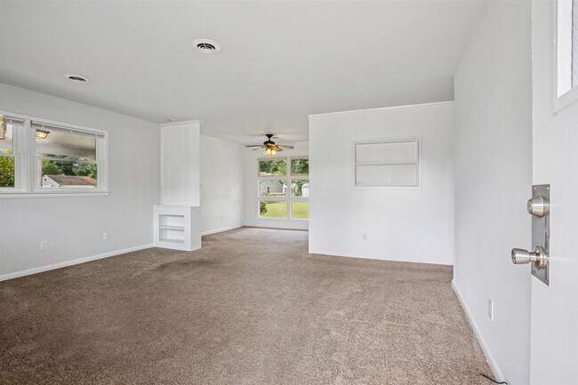 Building Photo - Colony Road - Quarterfield