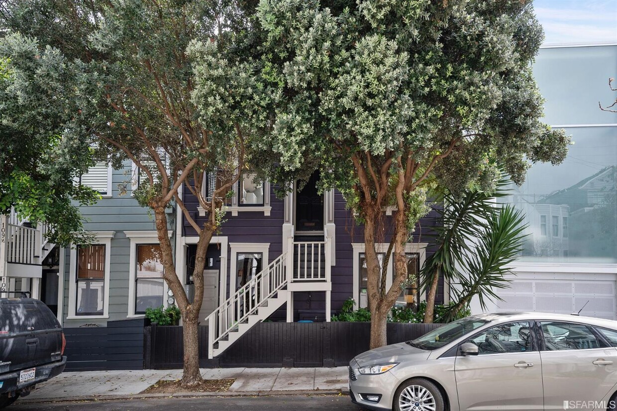 Primary Photo - 111 Germania St