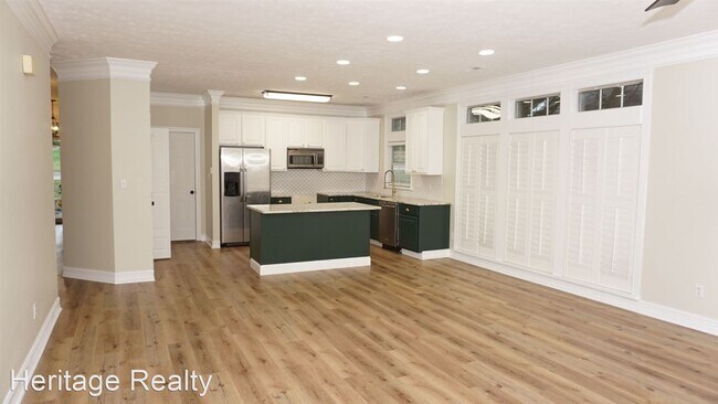 Building Photo - 3 br, 2 bath House - 1011 Antrim Way