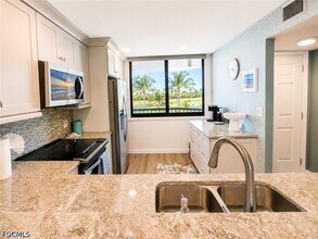 Building Photo - 4203 Bay Beach Ln