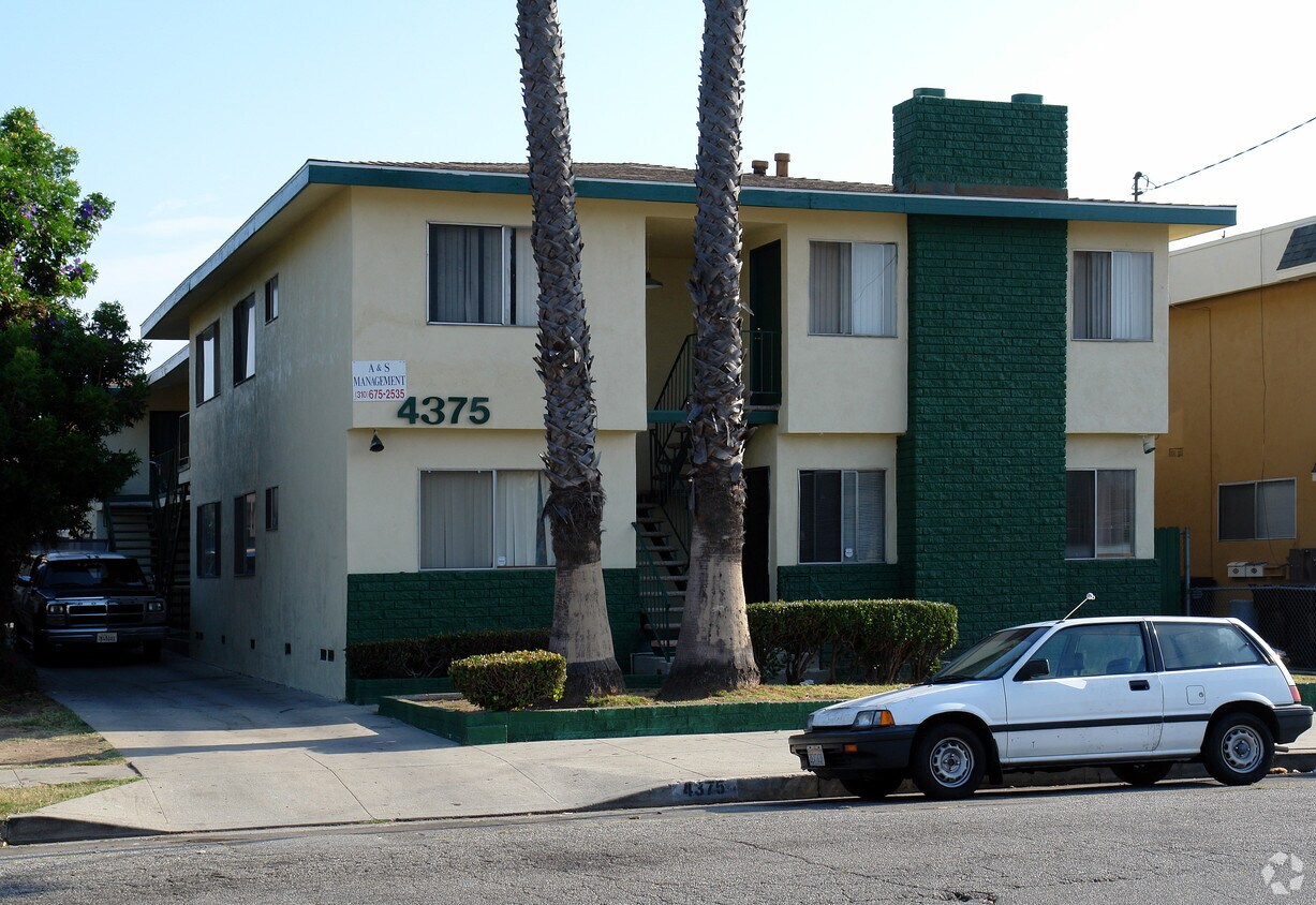 Foto principal - 4375 W 142nd St