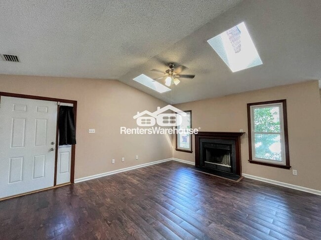 Building Photo - 521 Brisa Dr