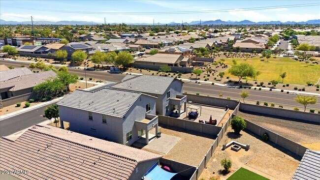 Building Photo - 7119 W Golden Ln