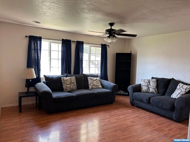 Foto del edificio - 3716 N Silver St