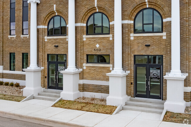 Building Photo - Temple Lofts