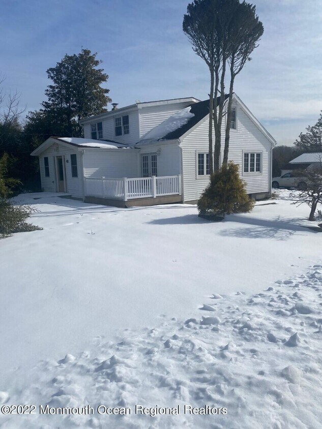 Primary Photo - 41 Clarksburg Rd