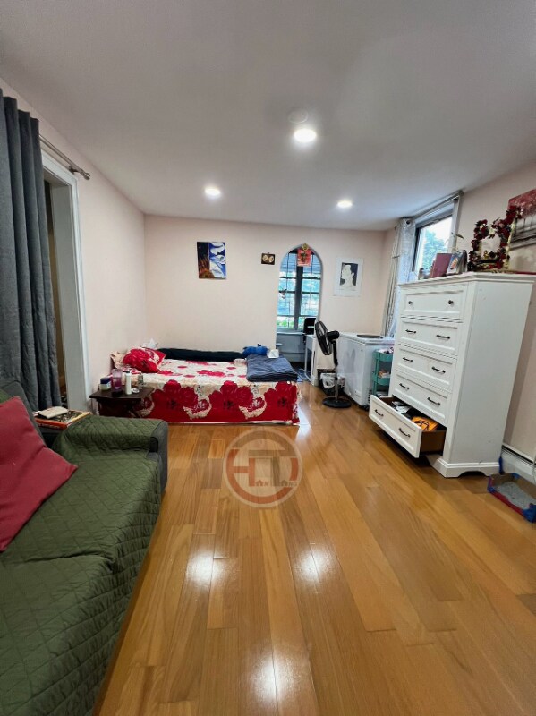 Foto del edificio - 1327 Beach Ave