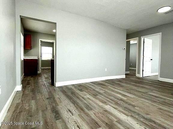 Building Photo - 814 Tropic St