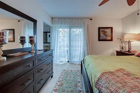 Foto del edificio - 110 Woodland Pl