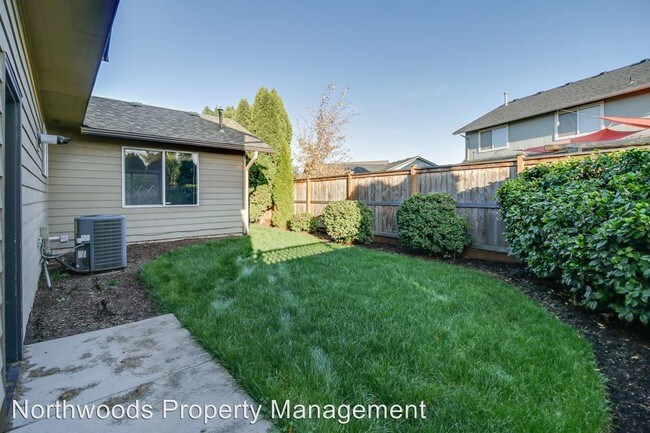 Building Photo - 3435 Honeywood St