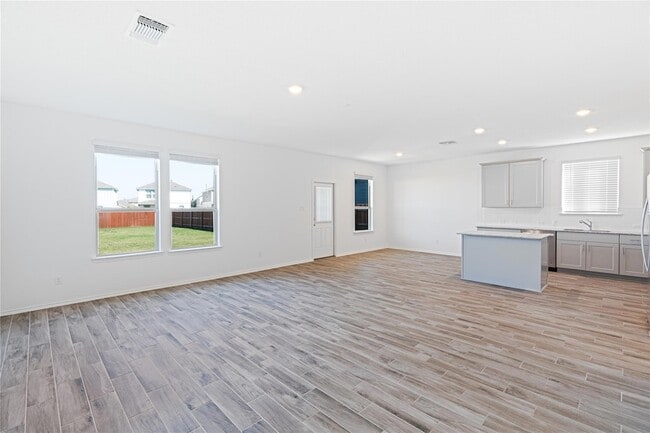Building Photo - 505 Benicia Cv