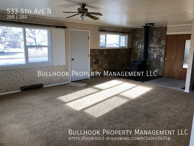 Building Photo - 533 5th Ave N