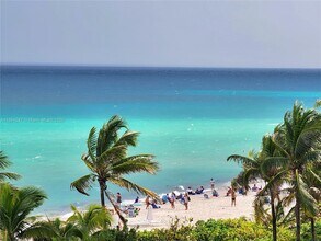 Building Photo - 2030 S Ocean Dr