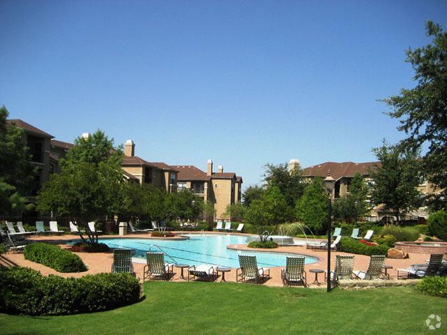 Halston on Frankford Apartments Dallas, TX