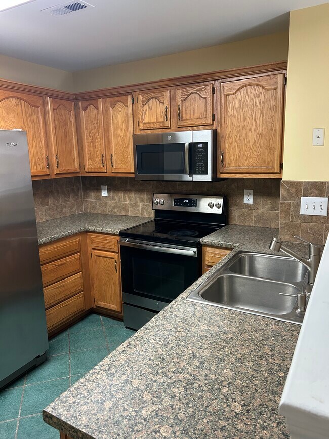 Foto del edificio - 505 Long Creek Pky