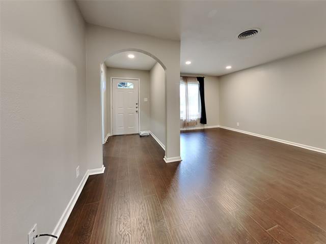 Building Photo - 5813 Wedgwood Dr