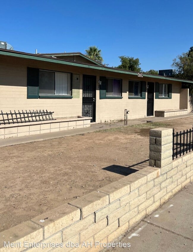 Building Photo - 2 br, 1.5 bath House - 4719 N 15TH AVE #4