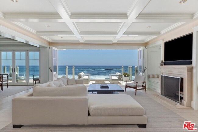 Foto del edificio - 119 Malibu Colony Rd